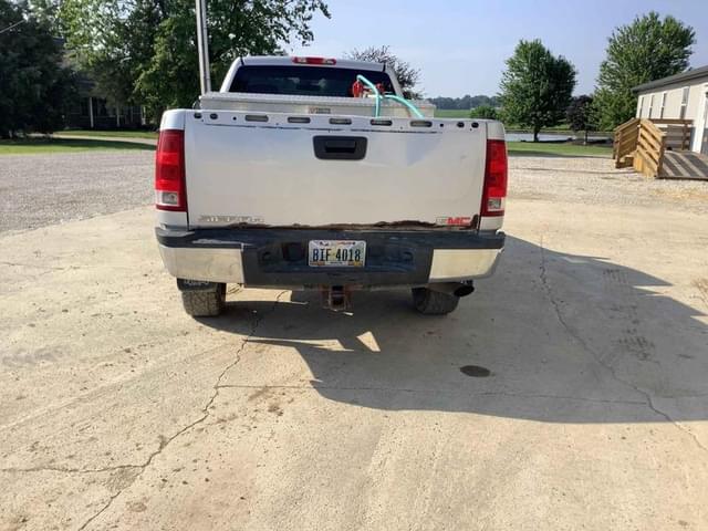 Image of Chevrolet 2500 equipment image 4