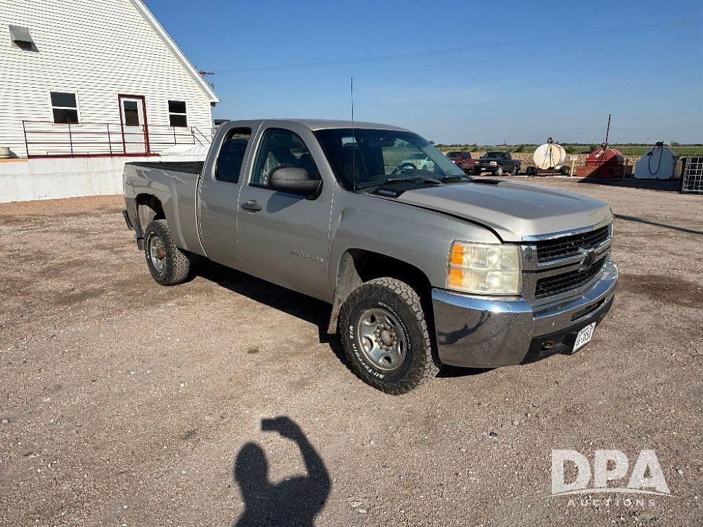 Image of Chevrolet 2500HD Primary image