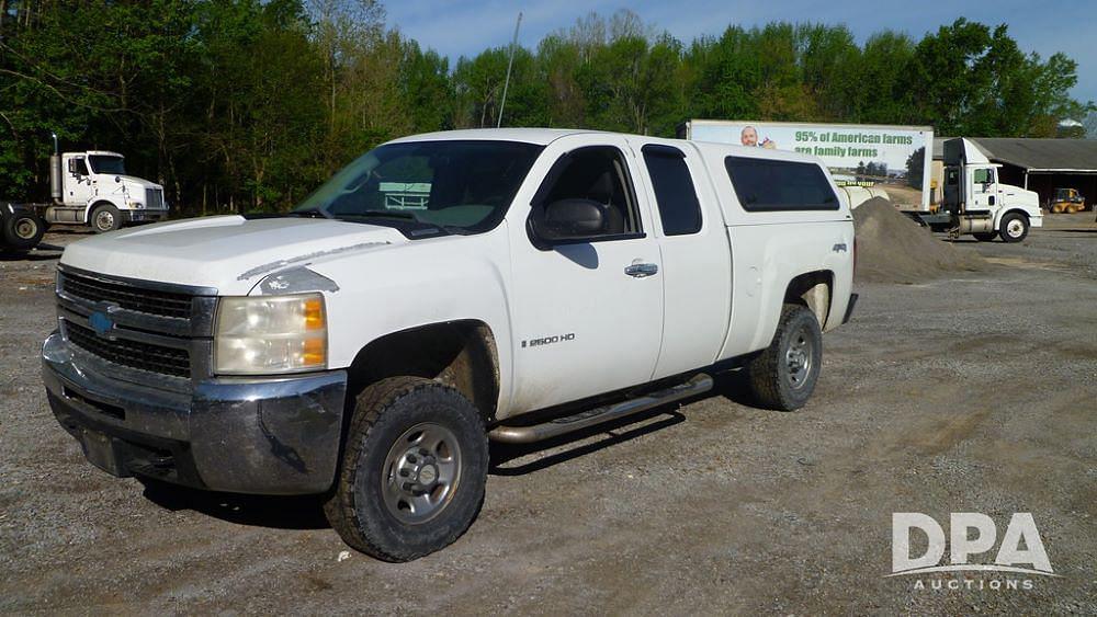 Image of Chevrolet 2500HD Primary image
