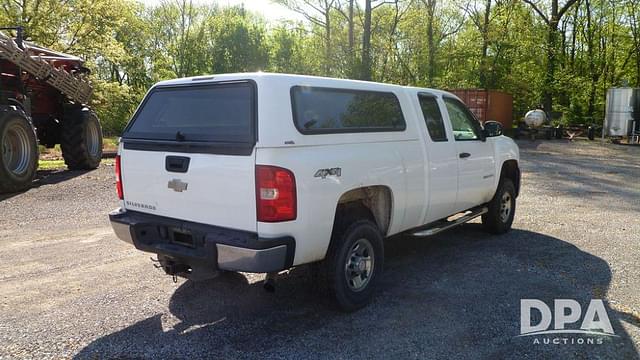 Image of Chevrolet 2500HD equipment image 4