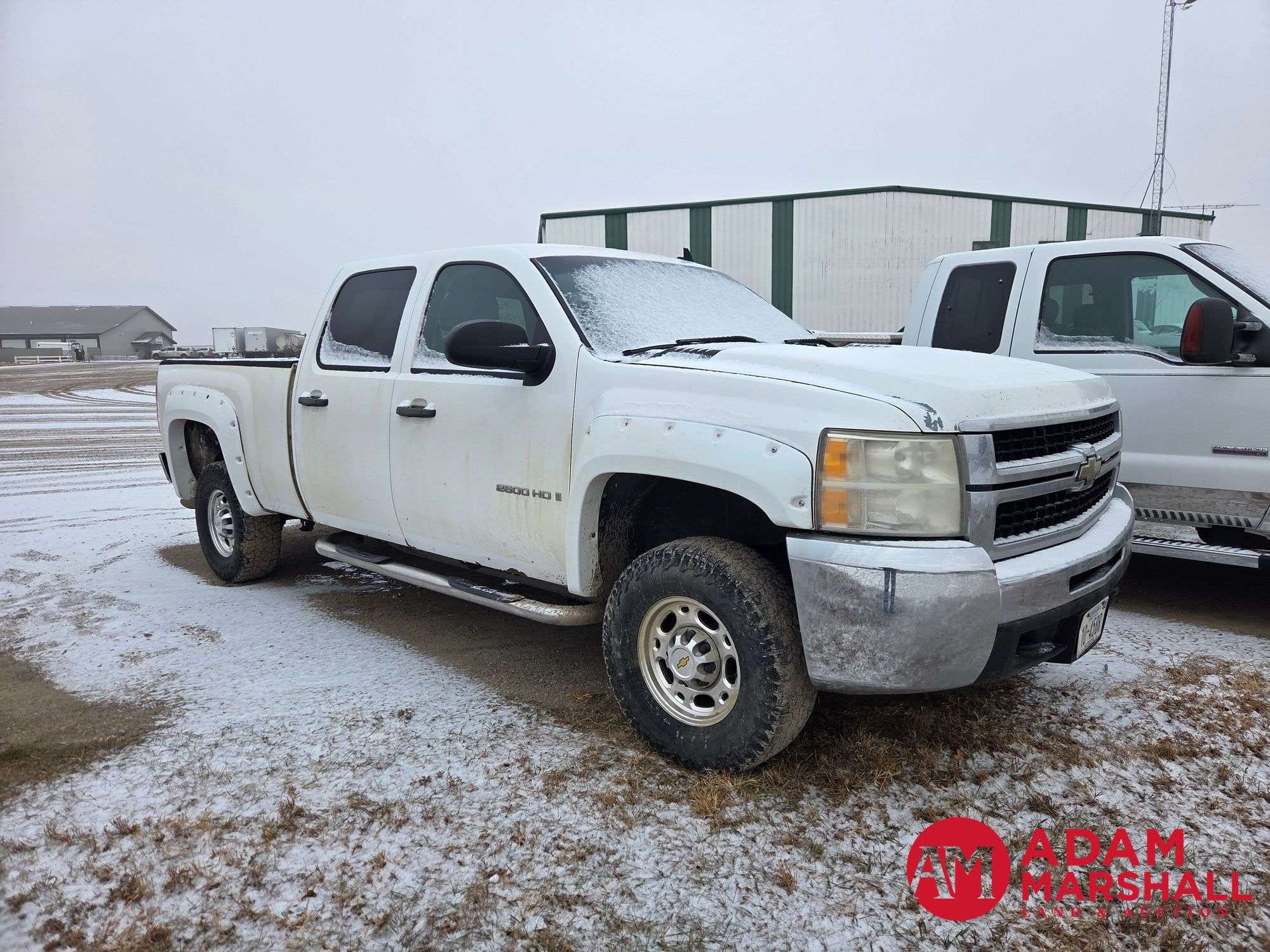 2009 Chevrolet 2500HD Equipment Image0