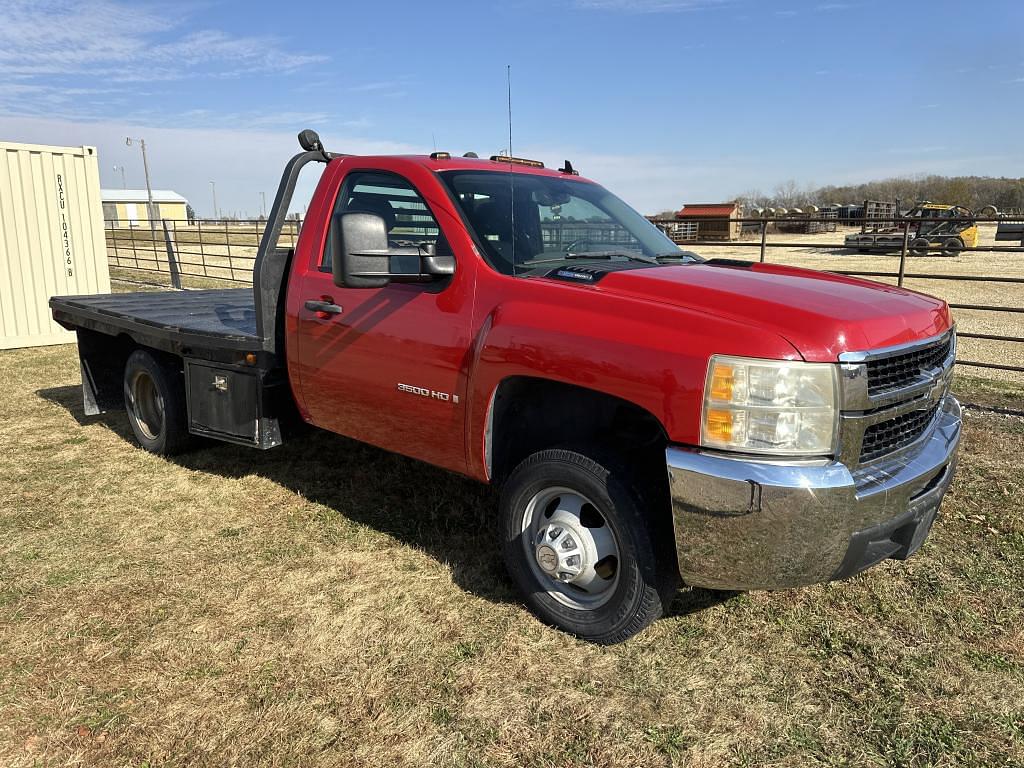 Image of Chevrolet 3500 Primary image