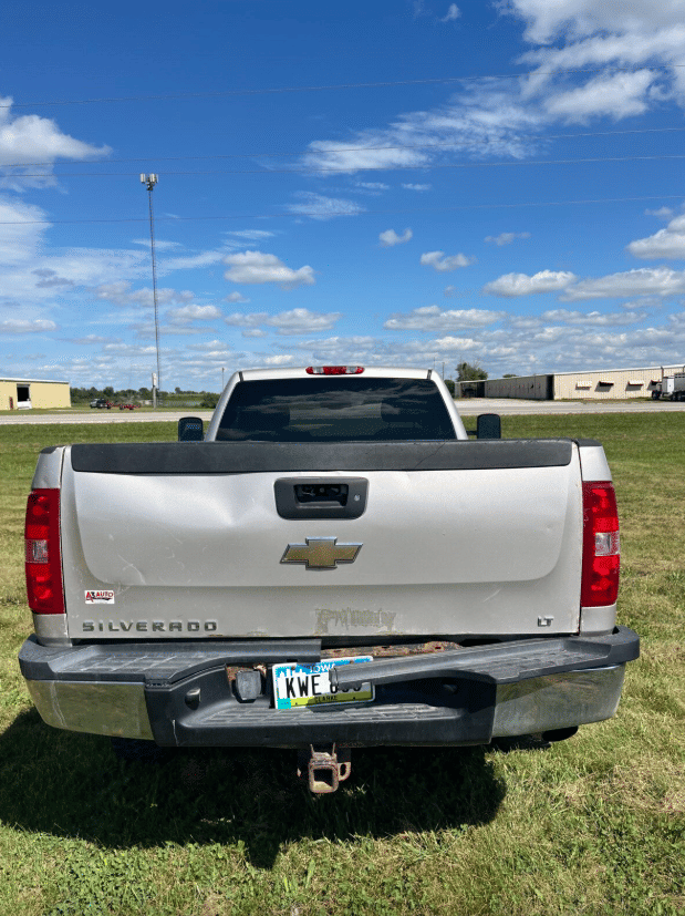 Image of Chevrolet 3500HD equipment image 4