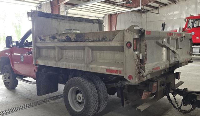 Image of Chevrolet 3500HD equipment image 1