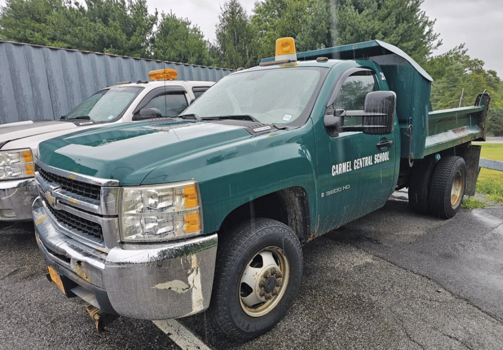 Image of Chevrolet 3500HD Primary image