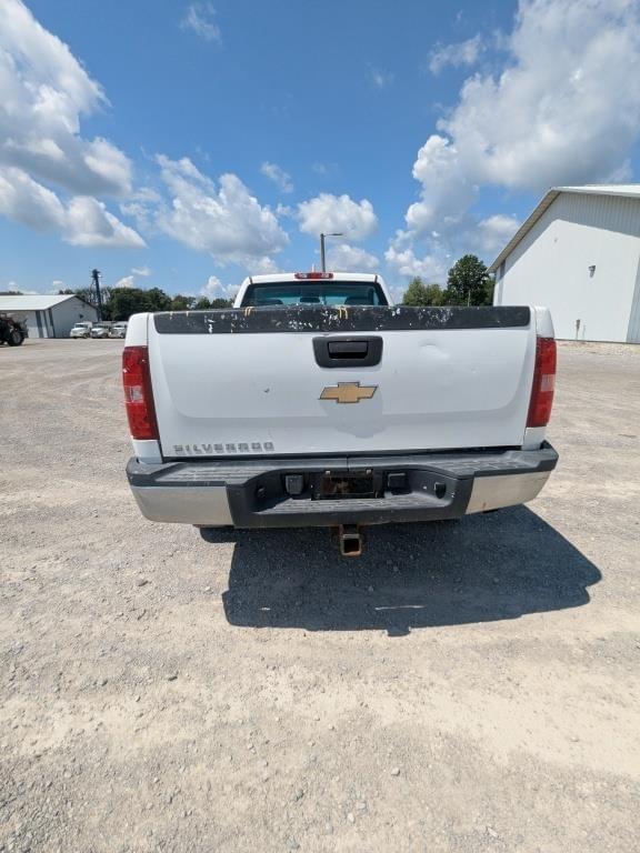 Image of Chevrolet 3500HD equipment image 4