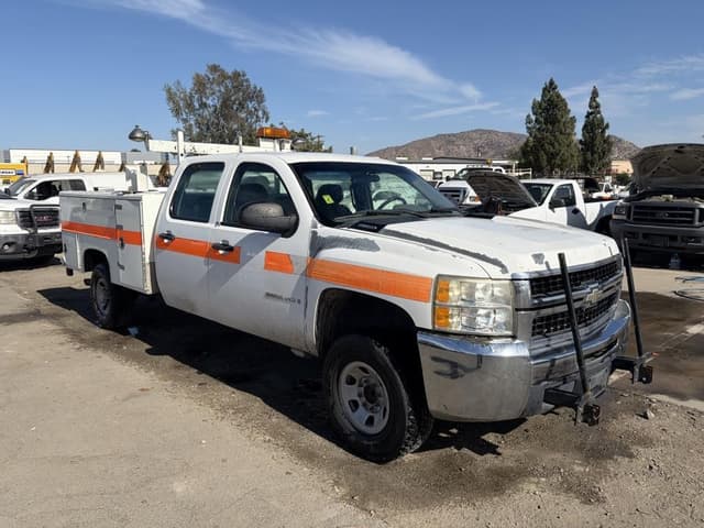 Image of Chevrolet 3500HD equipment image 1