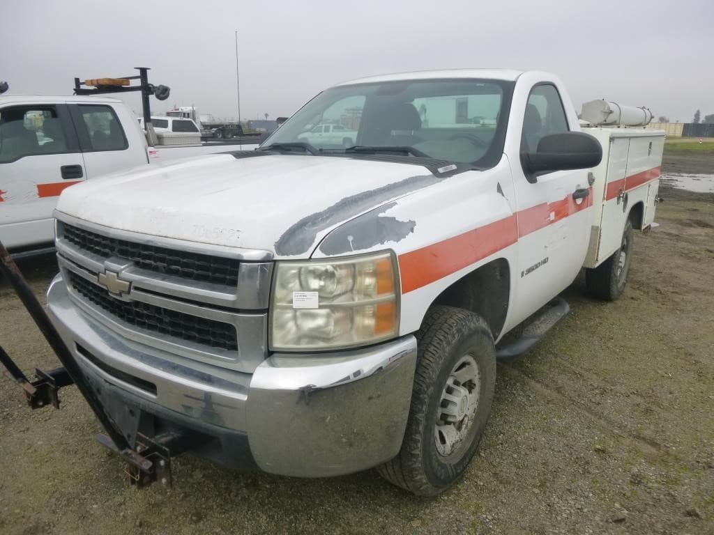 Image of Chevrolet 3500HD Primary image