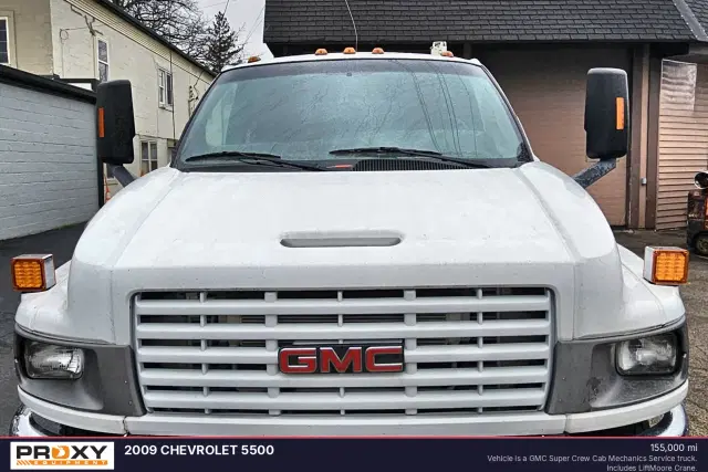 Image of Chevrolet 5500 equipment image 2