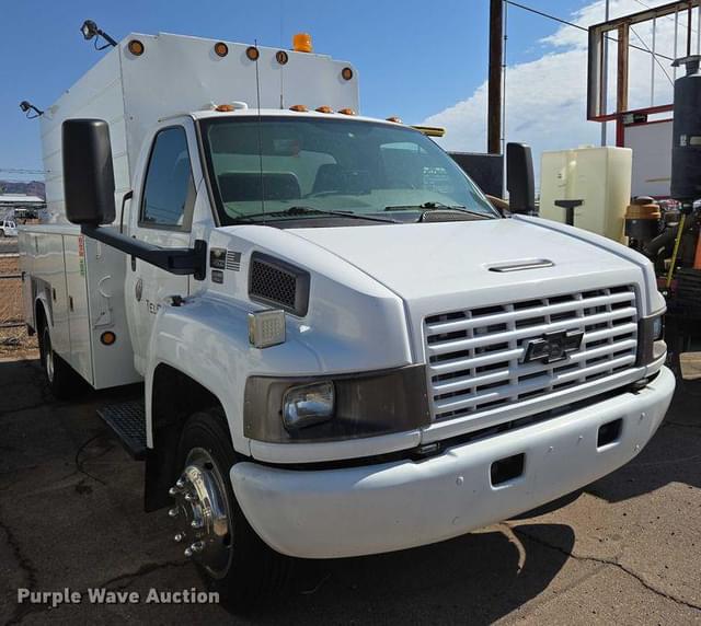 Image of Chevrolet C4 equipment image 2