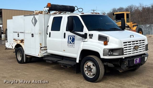 Image of Chevrolet C5500 equipment image 2