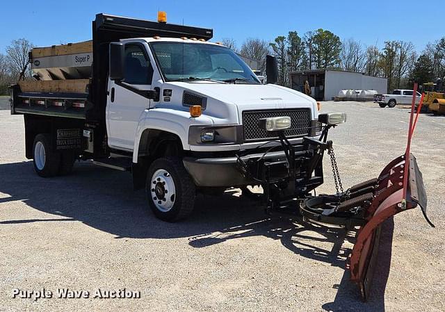 Image of Chevrolet C5500 equipment image 2