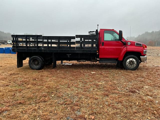 Image of Chevrolet C5500 equipment image 3