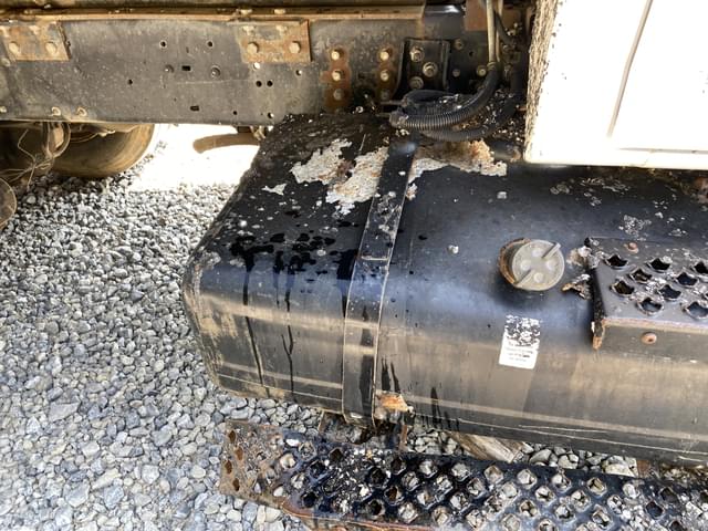 Image of Chevrolet C8500 equipment image 4