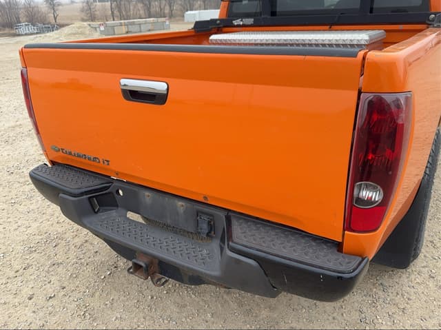 Image of Chevrolet Colorado equipment image 4