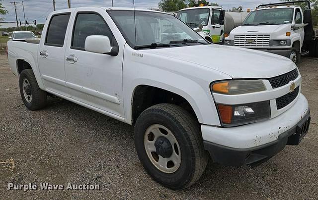 Image of Chevrolet Colorado equipment image 2