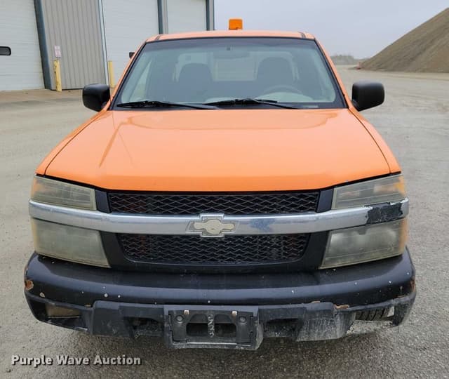 Image of Chevrolet Colorado equipment image 1