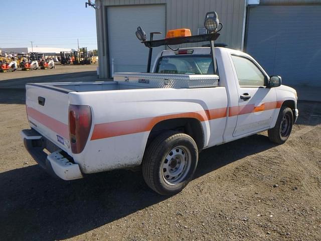 Image of Chevrolet Colorado equipment image 2