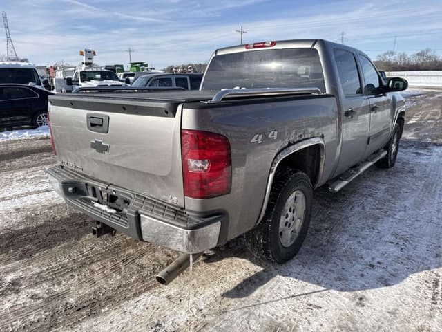 Image of Chevrolet 1500 equipment image 4