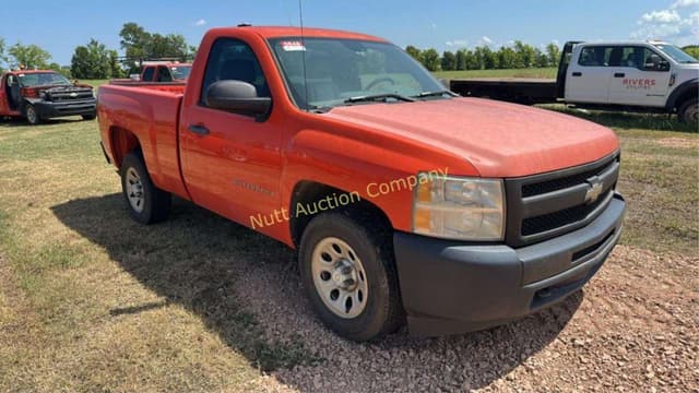 Image of Chevrolet 1500 equipment image 3