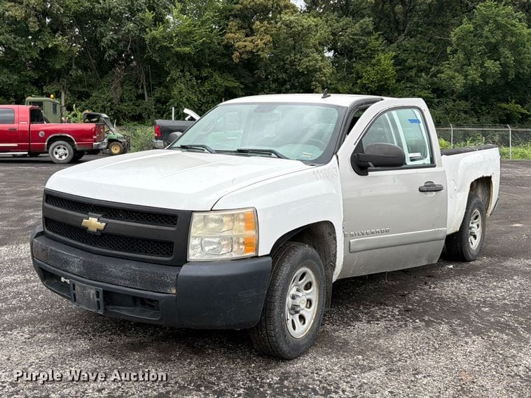 2009 Chevrolet 1500 Equipment Image0
