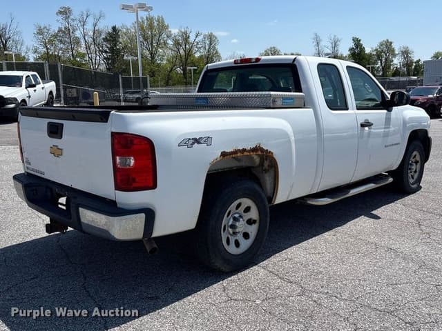 Image of Chevrolet 1500 equipment image 4