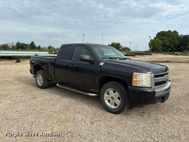 Image of Chevrolet 1500 equipment image 2