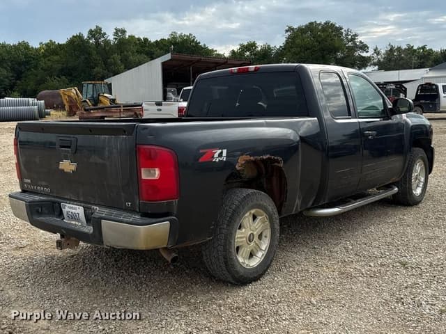 Image of Chevrolet 1500 equipment image 4