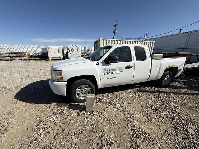 Image of Chevrolet 1500 equipment image 1