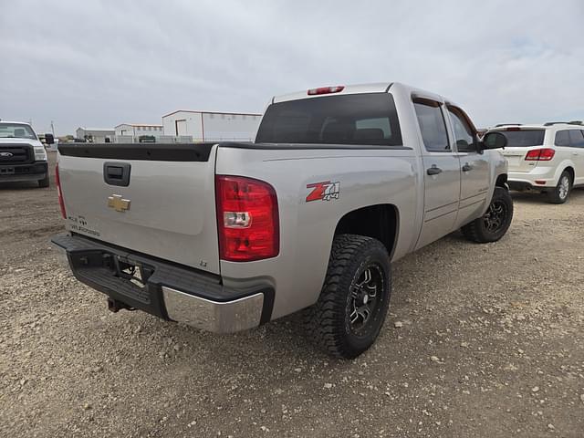 Image of Chevrolet 1500 equipment image 4