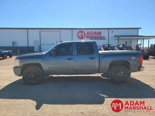 Image of Chevrolet 1500 equipment image 4