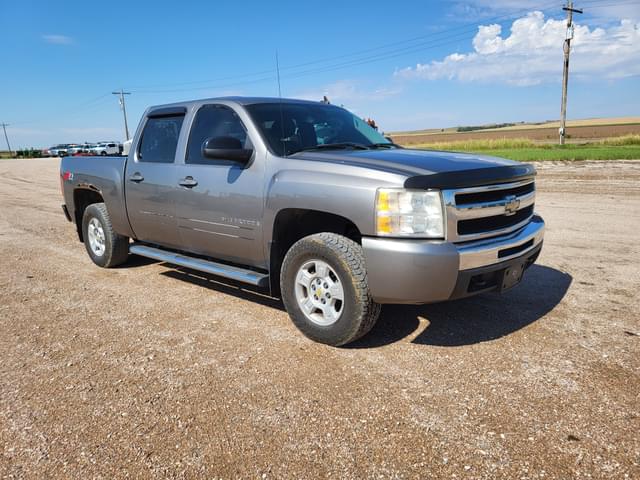 Image of Chevrolet 1500 equipment image 1