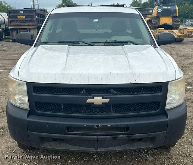 Image of Chevrolet 1500 equipment image 1