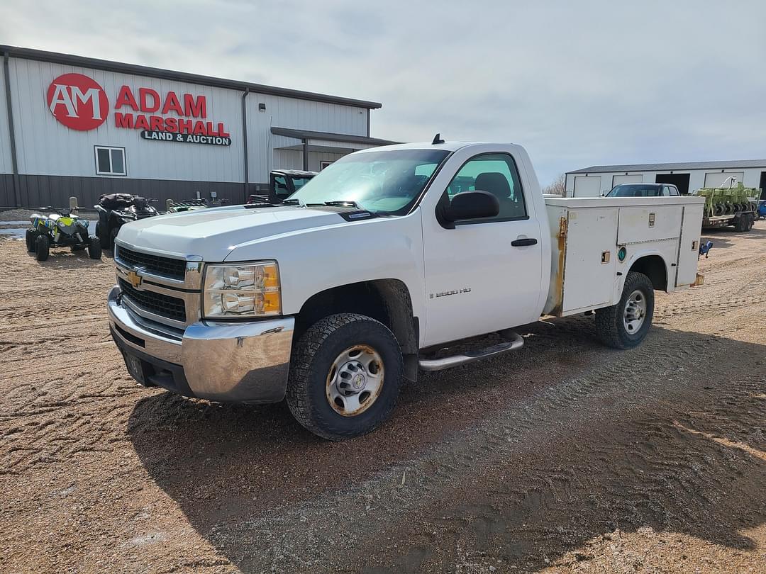 Image of Chevrolet 2500HD Primary image