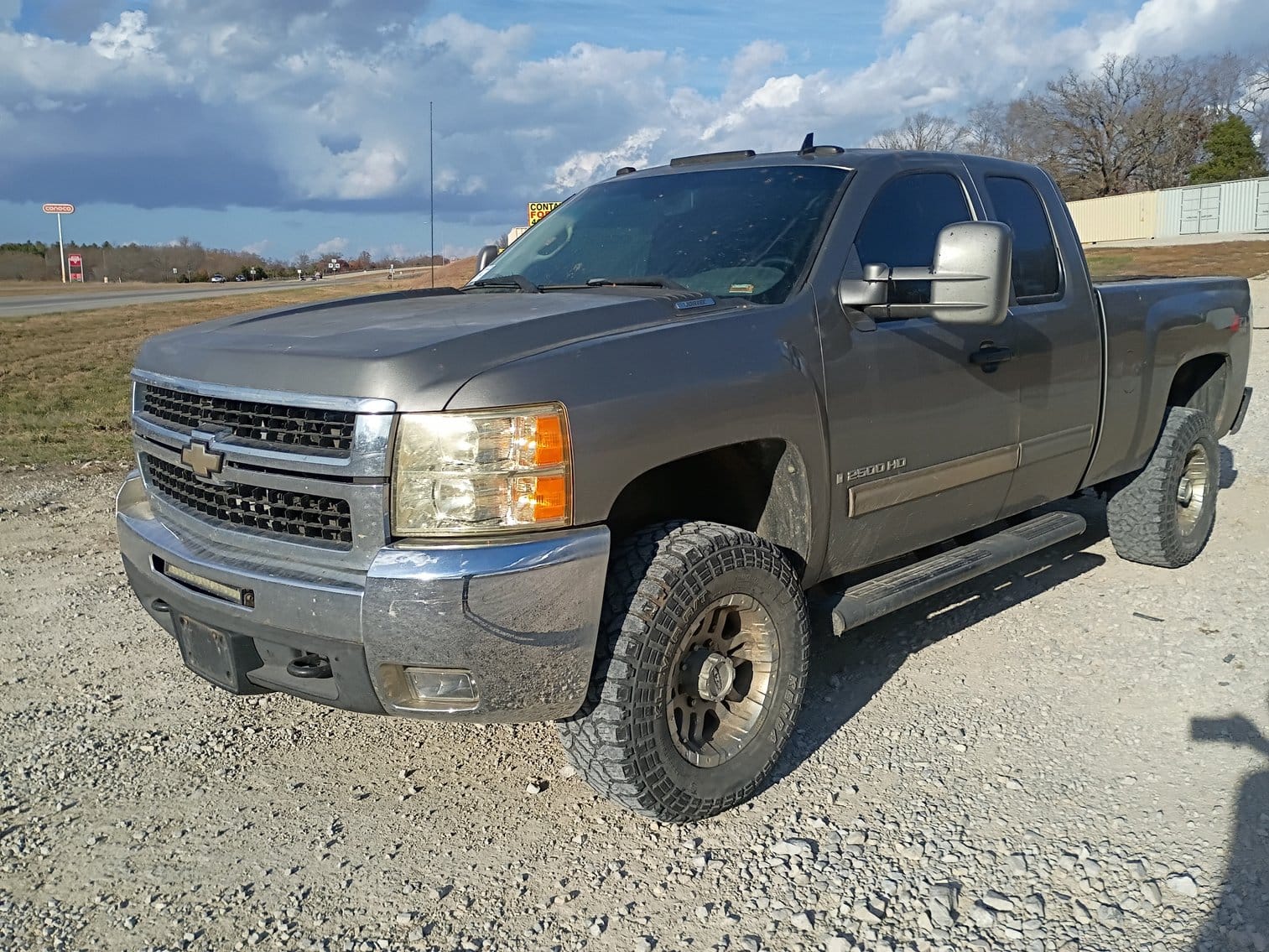 2009 Chevrolet 2500 Equipment Image0