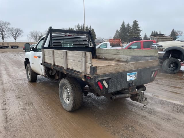 Image of Chevrolet 2500 equipment image 1
