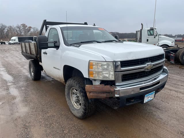 Image of Chevrolet 2500 equipment image 3