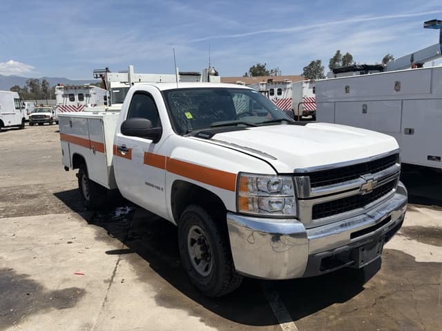 Image of Chevrolet 2500HD equipment image 1