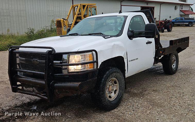 Image of Chevrolet 2500HD Primary image