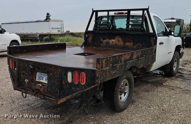 Image of Chevrolet 2500HD equipment image 4