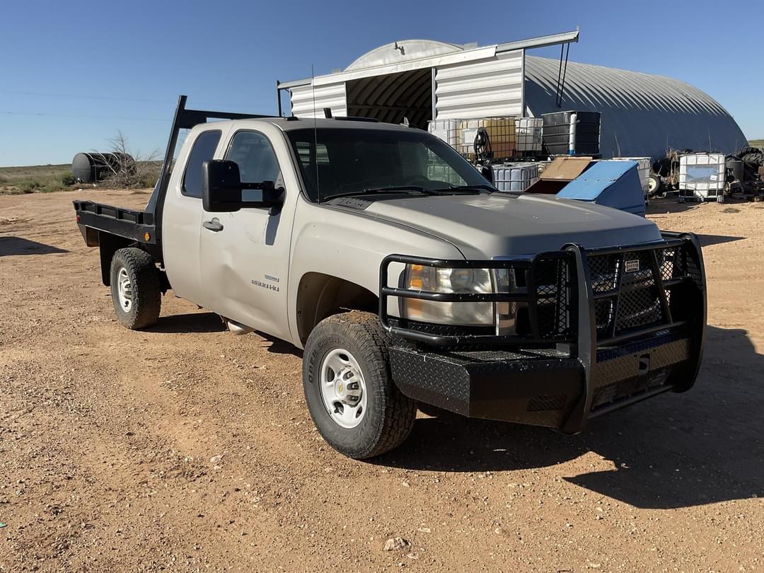 Image of Chevrolet 2500HD Primary image