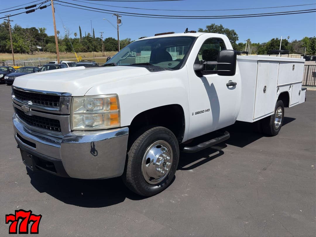 Image of Chevrolet 3500HD Primary image