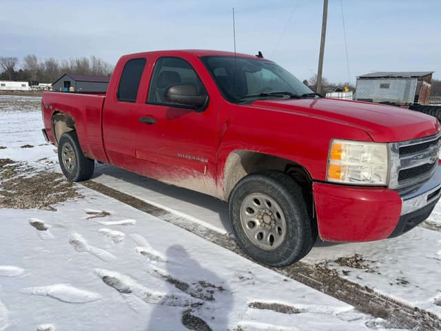 Image of Chevrolet 1500 equipment image 1