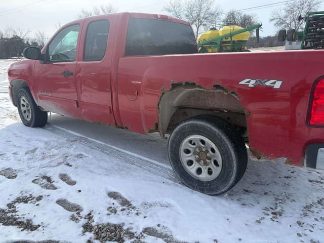 Image of Chevrolet 1500 equipment image 4