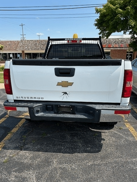 Image of Chevrolet Silverado equipment image 3