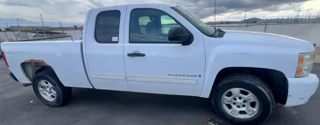 Image of Chevrolet Silverado equipment image 4