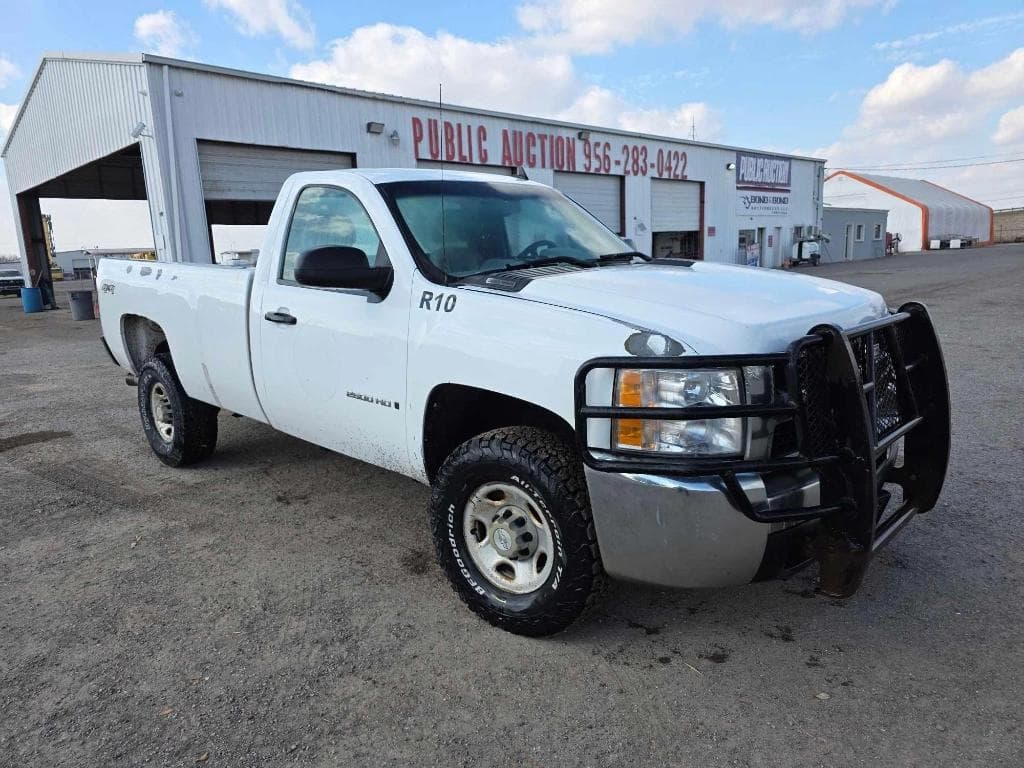 Image of Chevrolet 2500HD Primary image