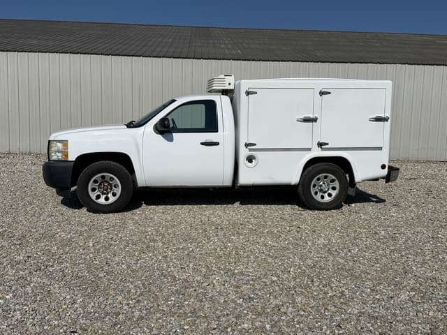 Image of Chevrolet 1500 equipment image 1
