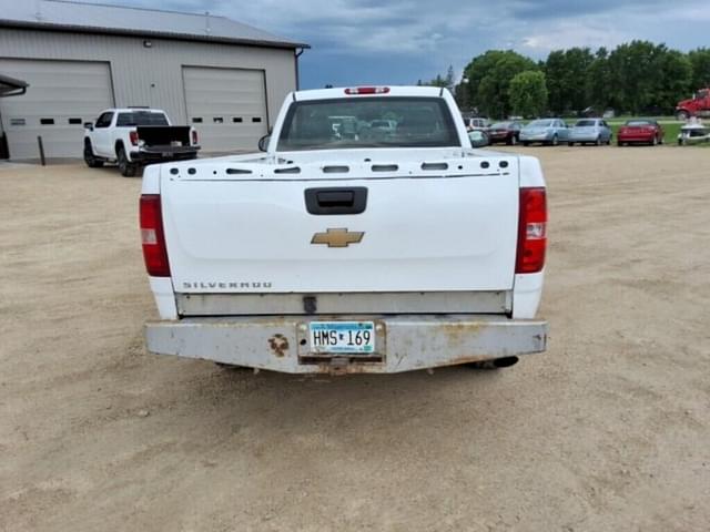 Image of Chevrolet 2500HD equipment image 3