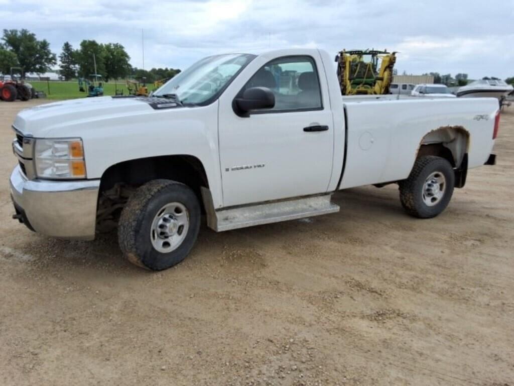 Image of Chevrolet 2500HD Primary image